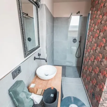 Daire La Casa Che Mi Manga Bra